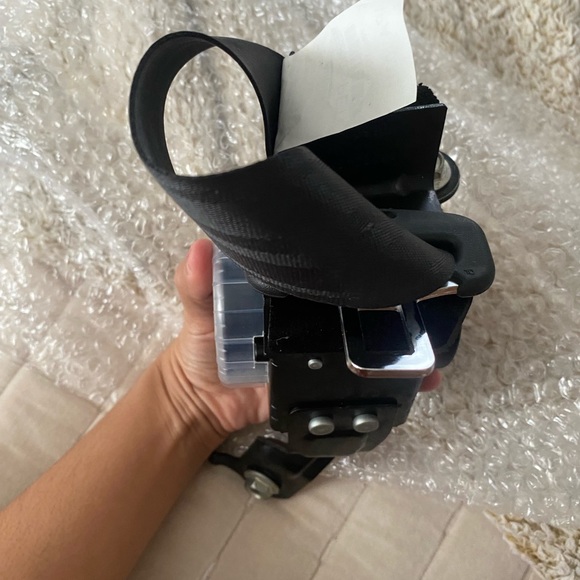 2018-2020 Honda Accord Rear Right Side Seat Belt Retractor - Picture 2 of 3